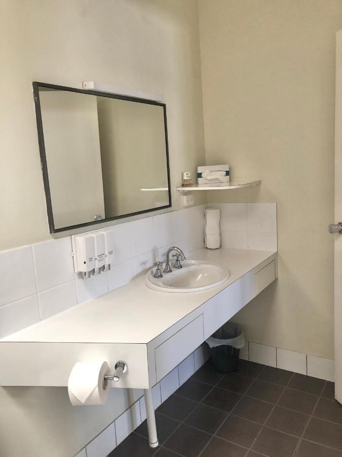 Biloela Centre Motel & Steakhouse Restaurant Екстериор снимка